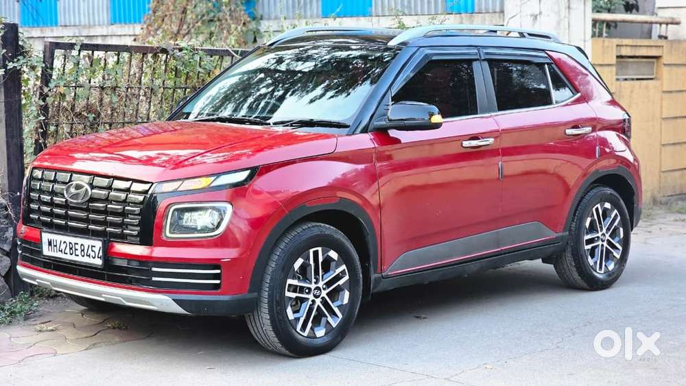 Hyundai Venue 2022 Diesel Well Maintained