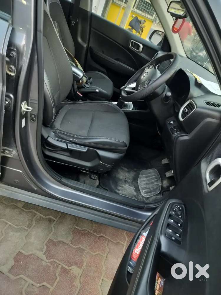 Hyundai Venue 2019 Diesel Well Maintained