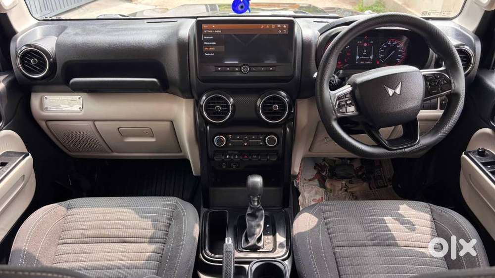 Mahindra Thar Roxx, 2025, Petrol
