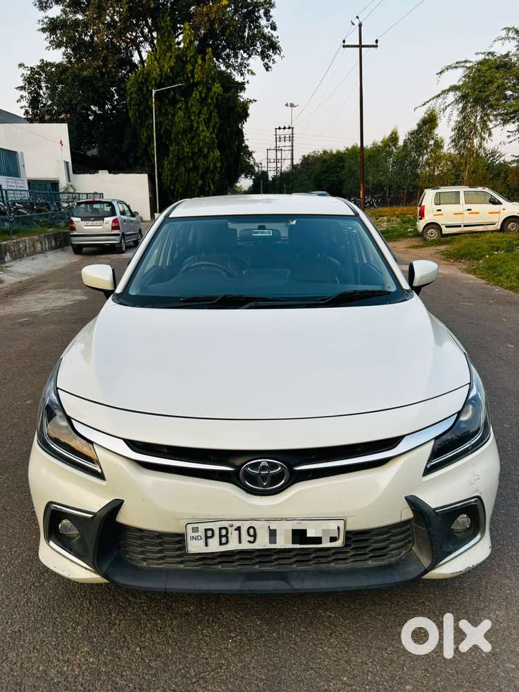 Toyota Glanza 1.2 E, 2023, Petrol