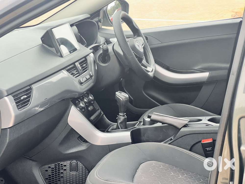 Tata Nexon 1.5 Revotorq Xm (s), 2021, Diesel