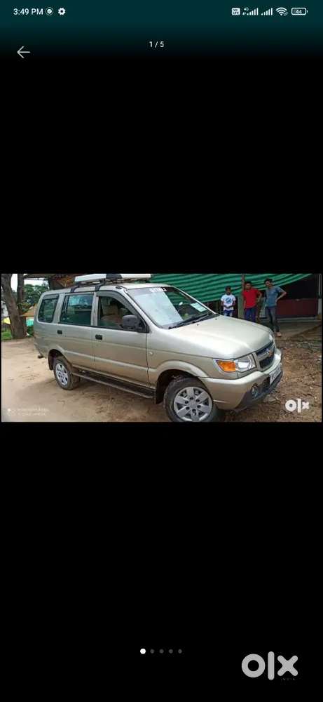 Chevrolet Tavera Neo 2012