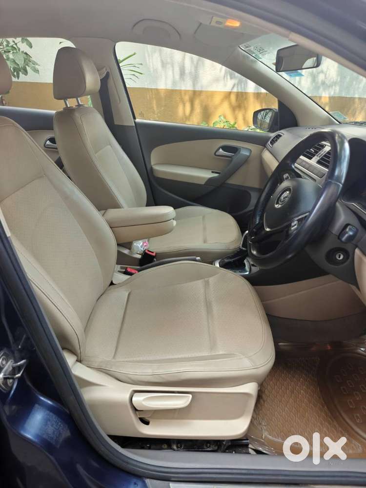 Volkswagen Vento Tsi Dsg (2015)  Automatic - Petrol + Cng  72,130 K