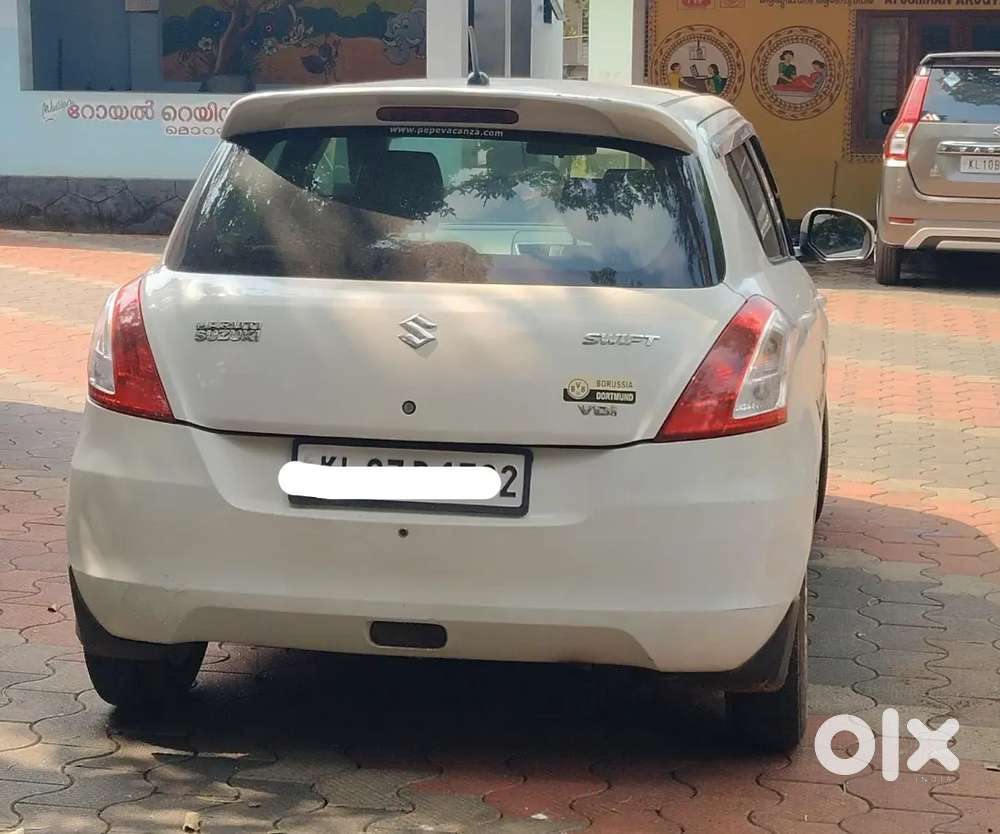 Maruti Suzuki Swift 2012 Diesel 140000 Km Driven