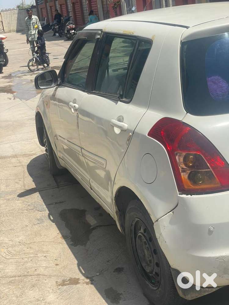 Maruti Suzuki Swift 2009 Diesel 164700 Km Driven