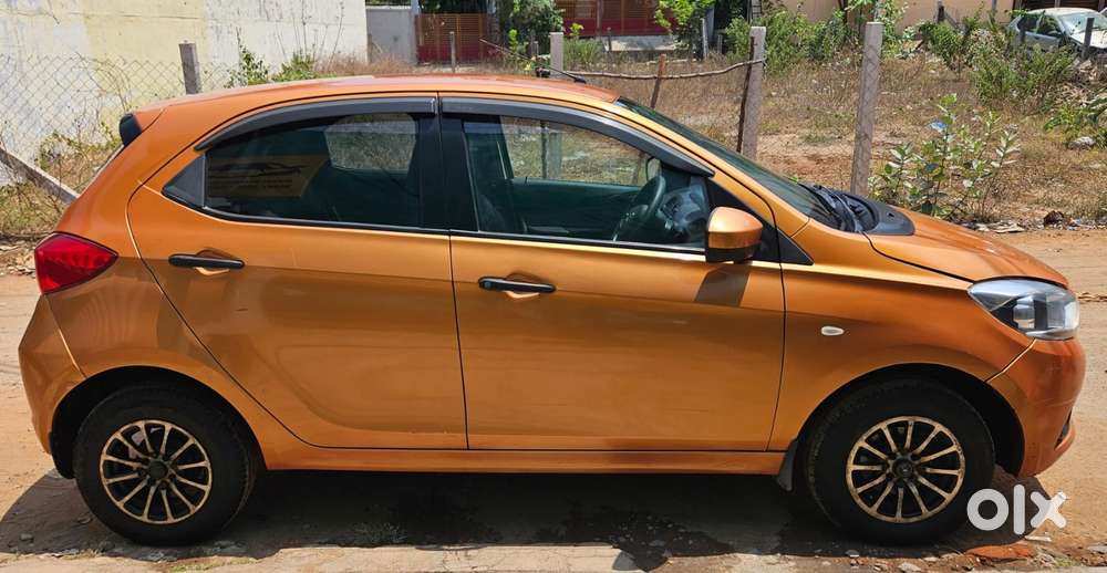 Tata Tiago 1.2 Revotron Xm, 2016, Petrol
