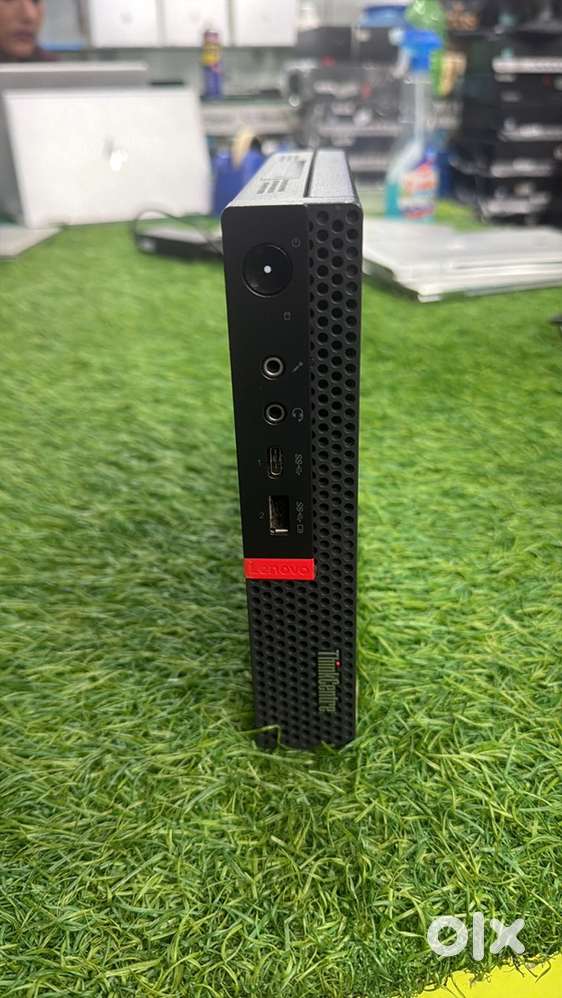 Lenovo Thinkcenter M920q Tiny Core i7 8th Gen Ram-8GB SSD 256GB