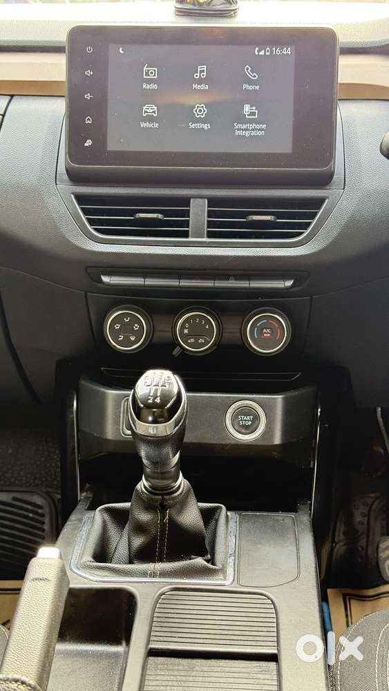 Renault Kiger Rxt, 2021, Petrol
