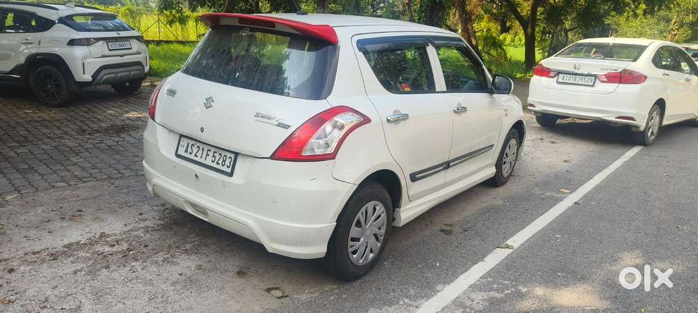 Maruti Suzuki Swift 1.2 Vxi (o), 2017, Petrol