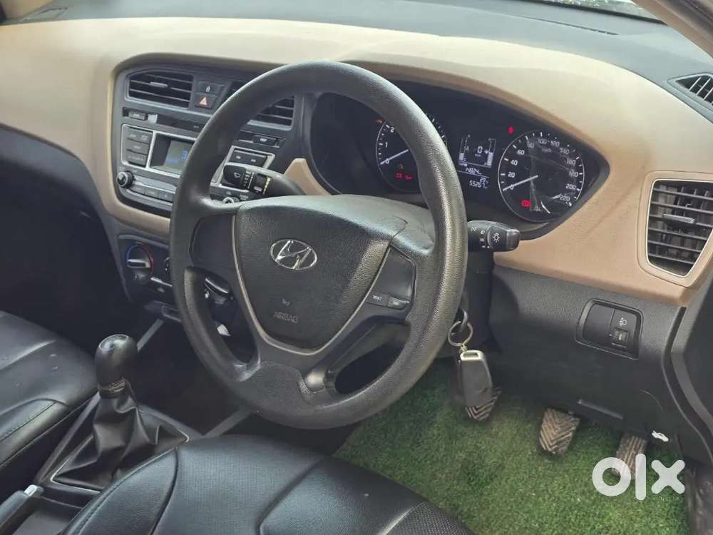 Hyundai I20 Magna 2017 Last October Petrol