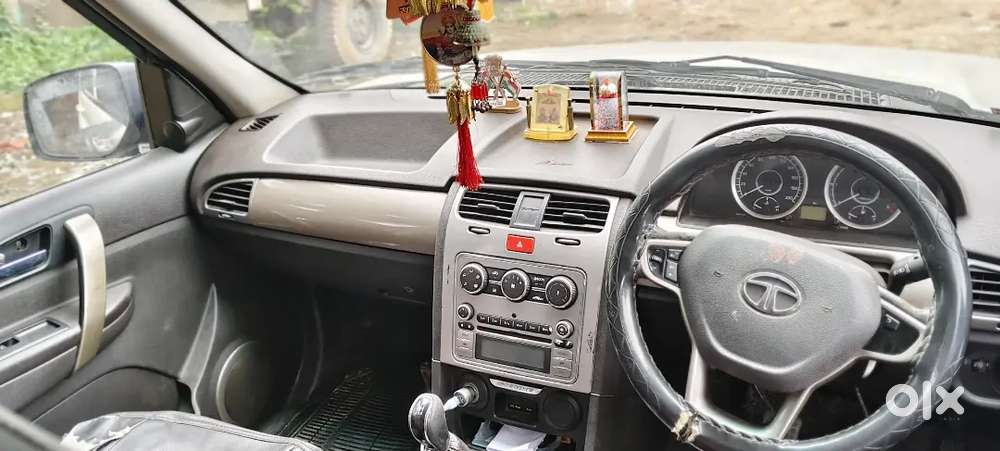 Tata Safari Storme 2017