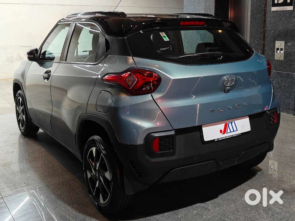 Tata Punch 1.2 Revotron Creative Amt Dual Tone, 2022, Petrol