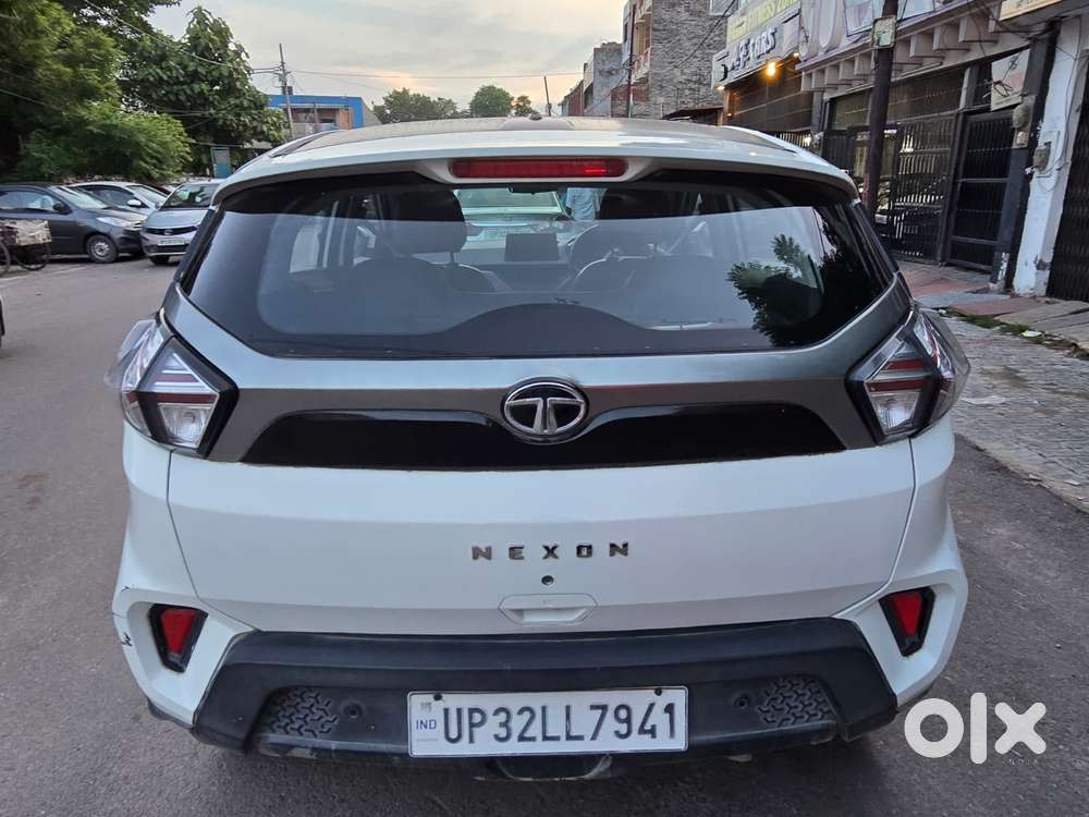 Tata Nexon 1.2 Revotron Xm (s), 2020, Cng & Hybrids