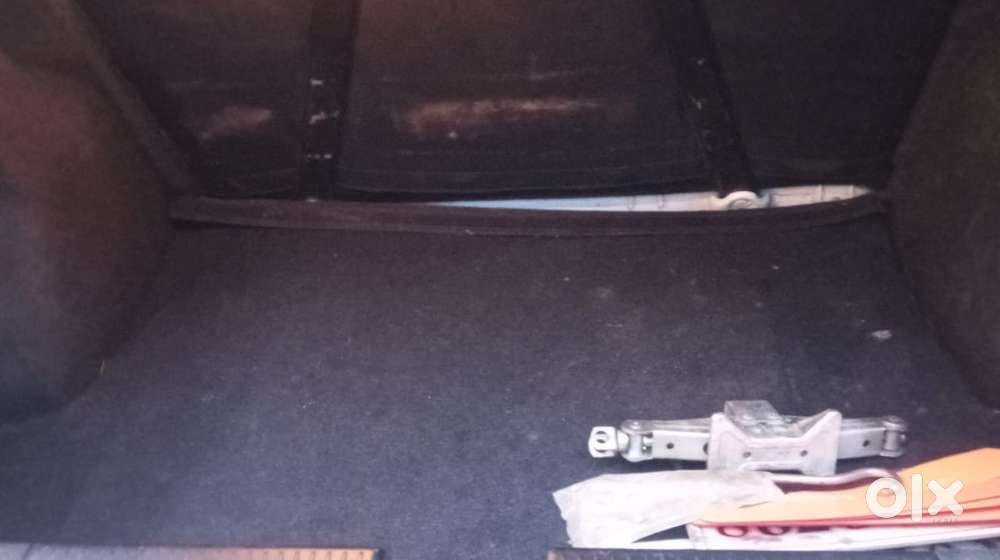 Maruti Suzuki Dzire 1.2 Vxi, 2023, Petrol