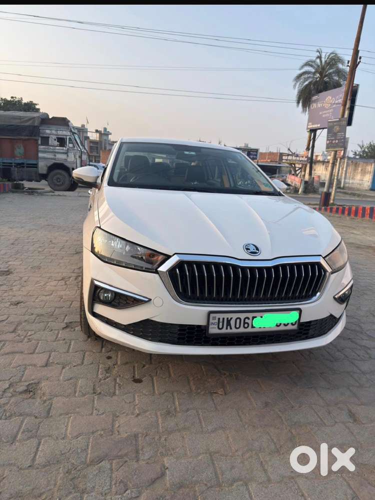 Skoda Slavia 2023 Petrol Well Maintained