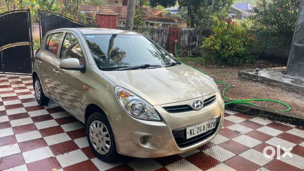 Hyundai I20 Petrol 150000 Km Driven