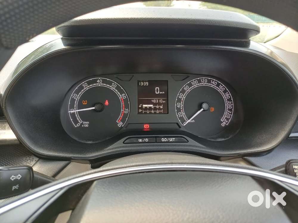 Skoda Slavia 1.0 Active Tsi, 2022, Petrol