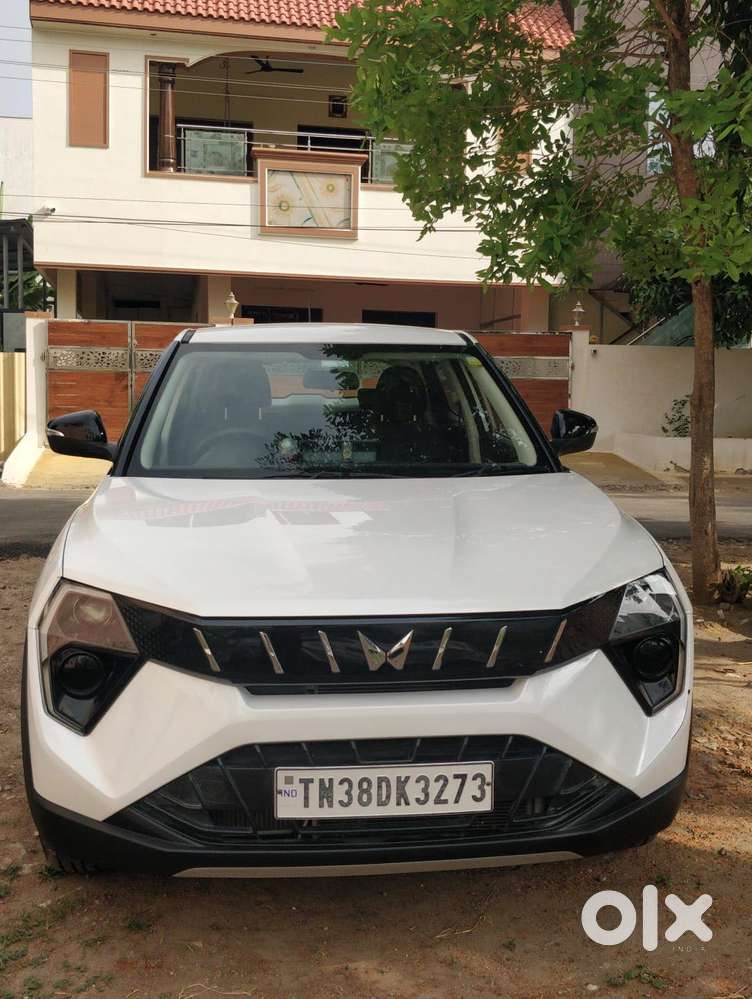 Mahindra Xuv 3xo Mx3, 2024, Petrol