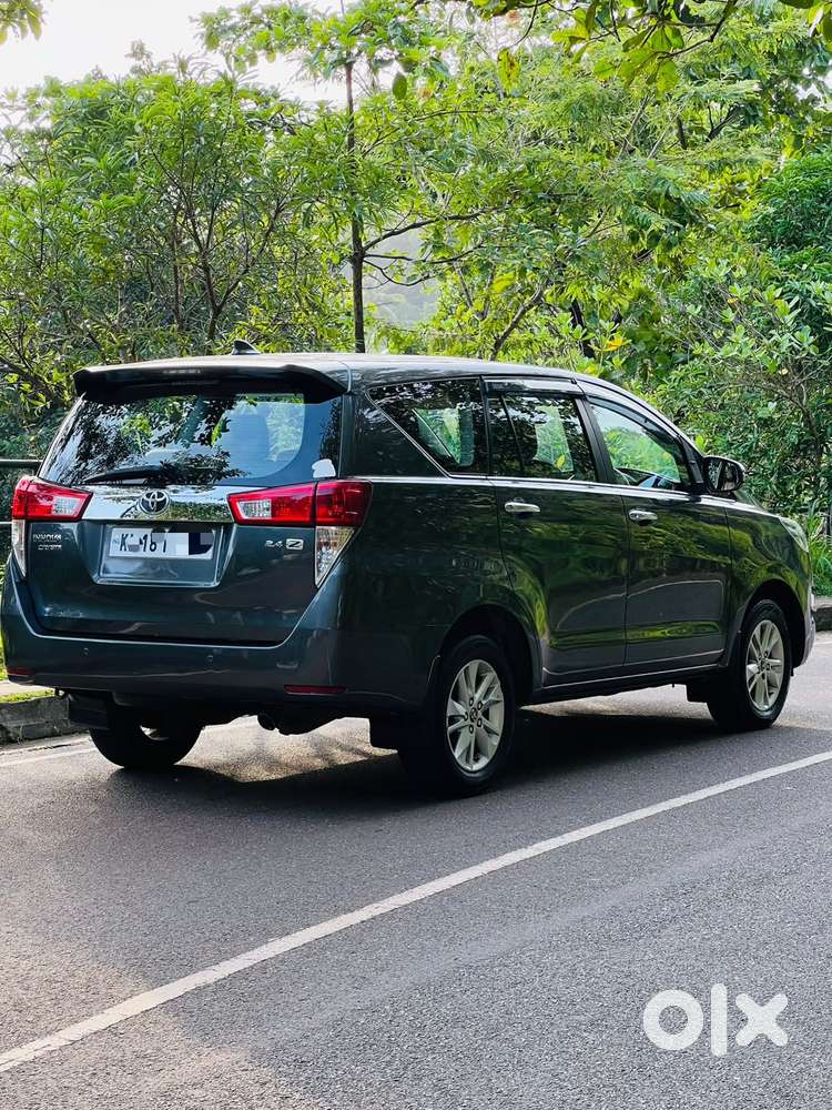 Toyota Innova Crysta 2.4 V, 2017, Diesel