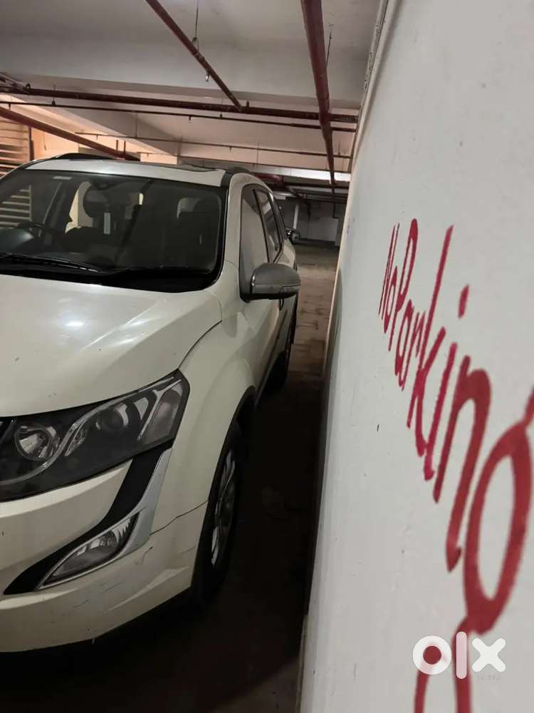 Mahindra Xuv500 2.2 Diesel 2017