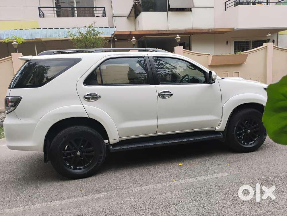 Toyota Fortuner 3.0 4x4 Manual, 2013, Diesel