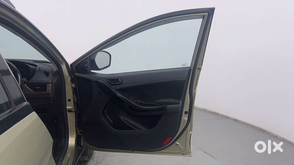 Tata Nexon 1.5 Revotorq Xz Plus Premium, 2022, Diesel