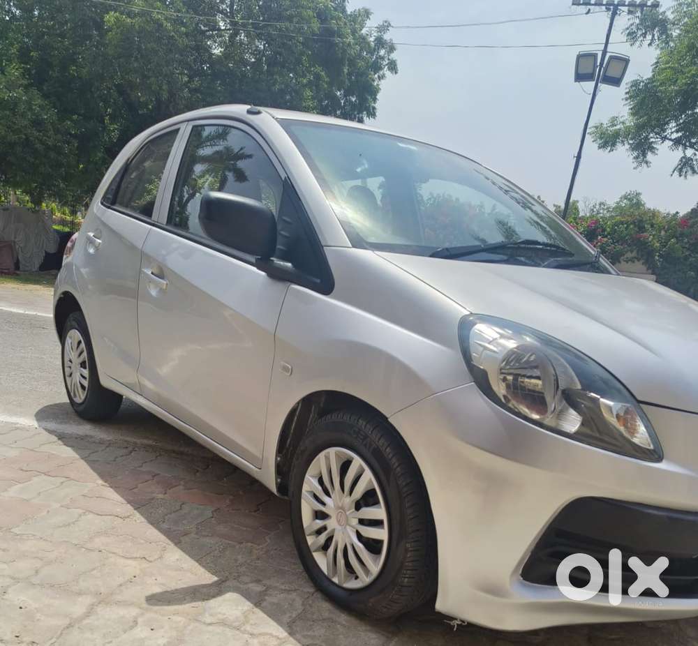 Honda Brio, 2012, Petrol