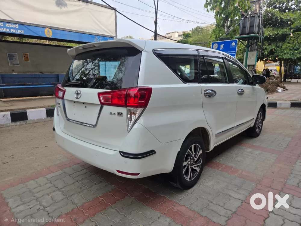 Toyota Innova Crysta [2020-ongoing] 2.4 Vx 7 Str, 2022, Diesel