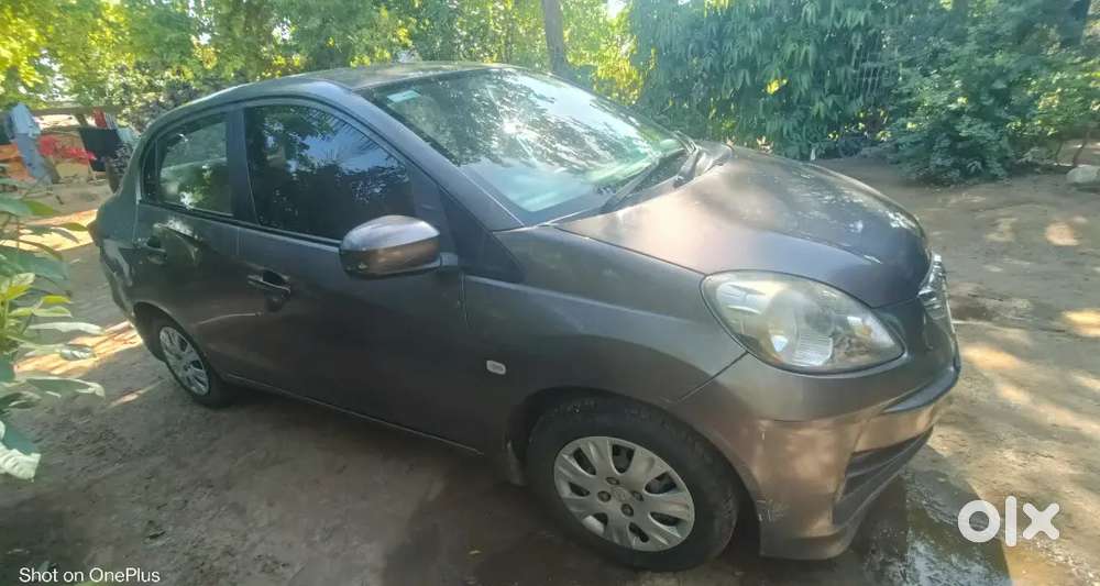 Honda Amaze 2014