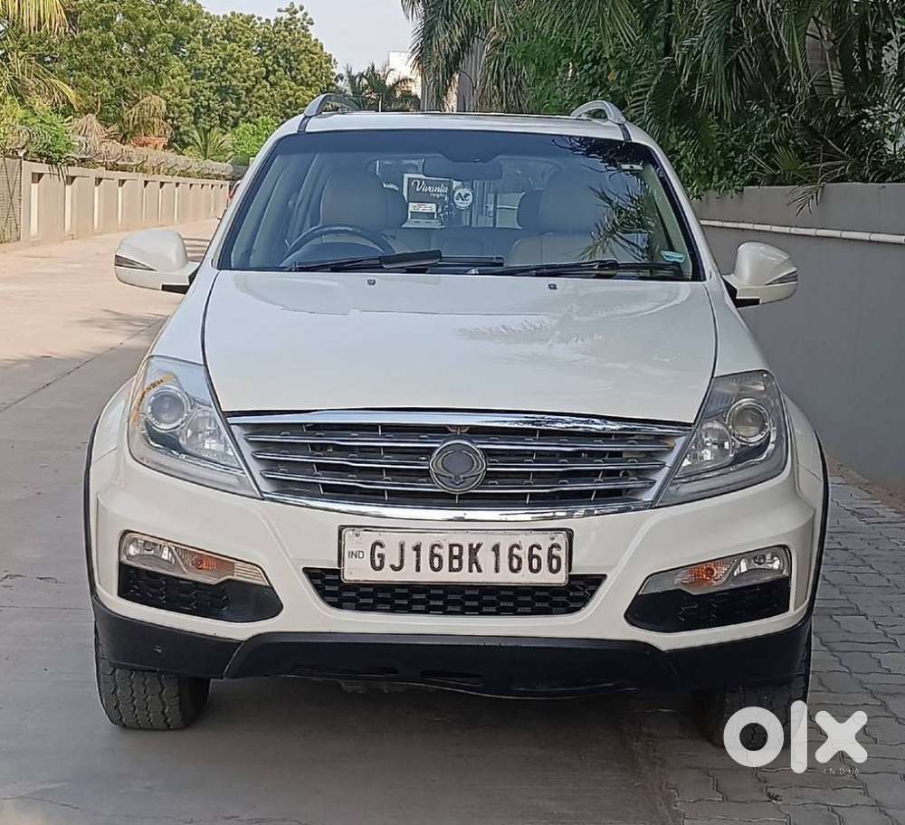 Mahindra Rexton, 2014, Diesel