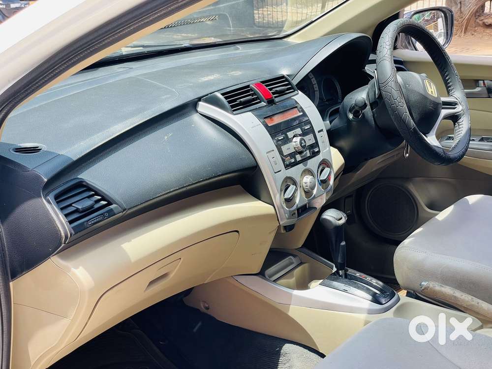 Honda City V At, 2010, Petrol