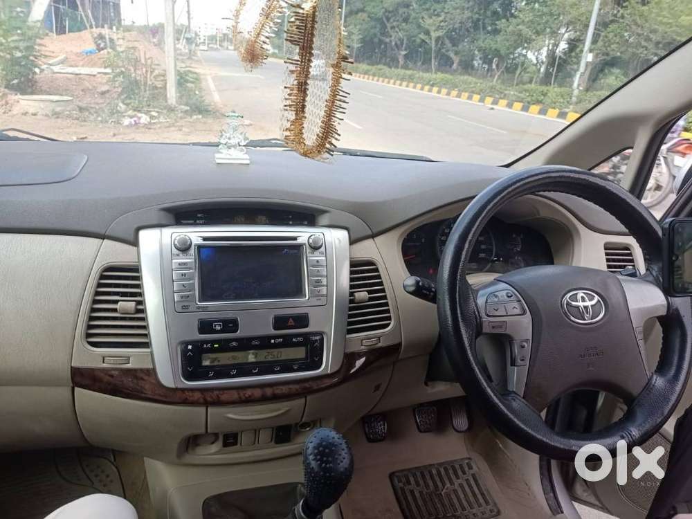 Innova 2013 Model For 710000