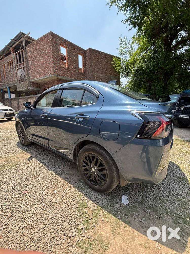 Maruti Suzuki Swift Dzire 1.3 Zxi, 2025, Petrol
