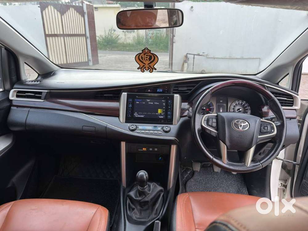Toyota Innova Crysta 2.4 V, 2018, Diesel