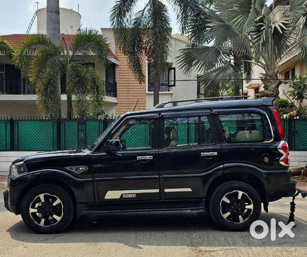 Mahindra Scorpio Classic 2.2 S 11 Mt 7 Str, 2023, Diesel