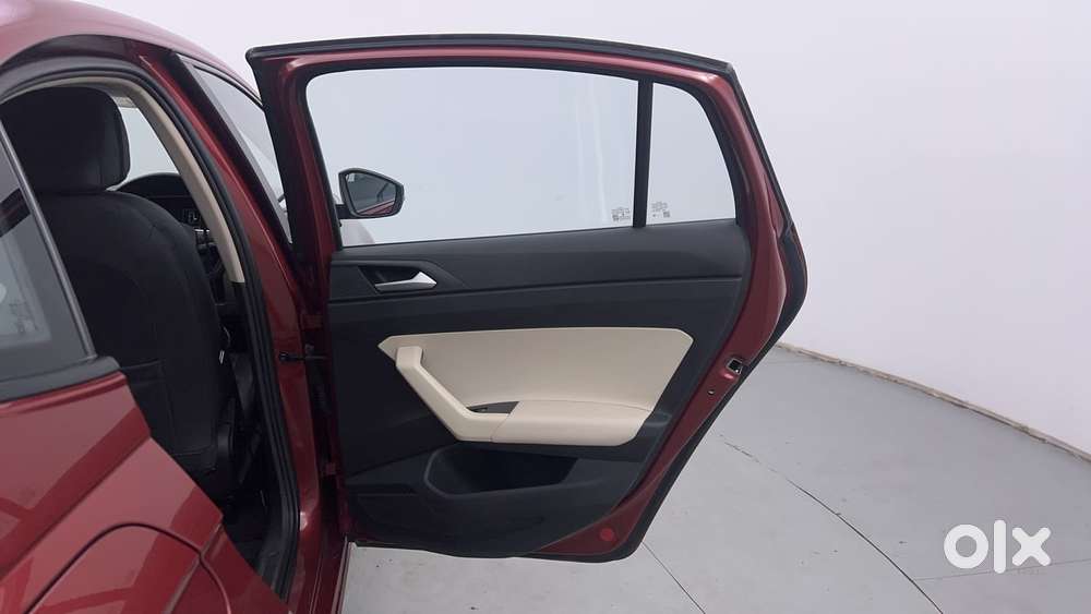 Volkswagen Virtus Highline Plus 1.0 Tsi At, 2024, Petrol