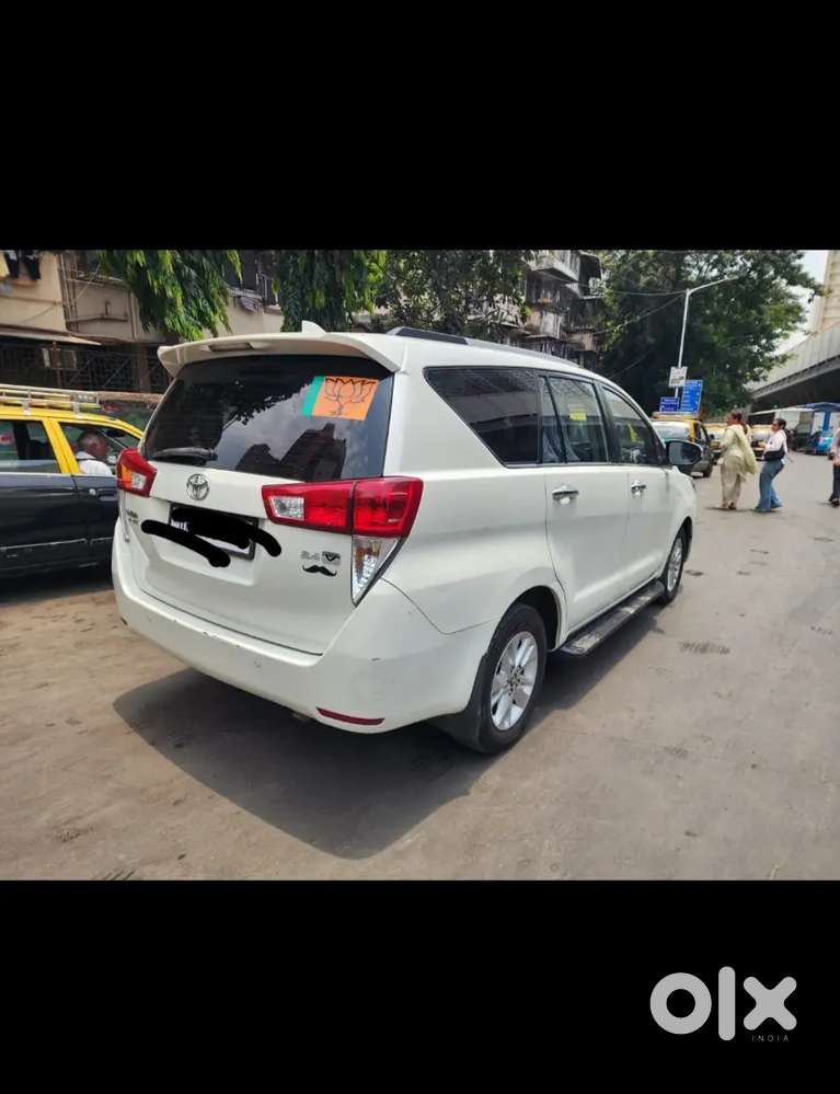 Toyota Innova Crysta 2017 Diesel Mt 8 Str