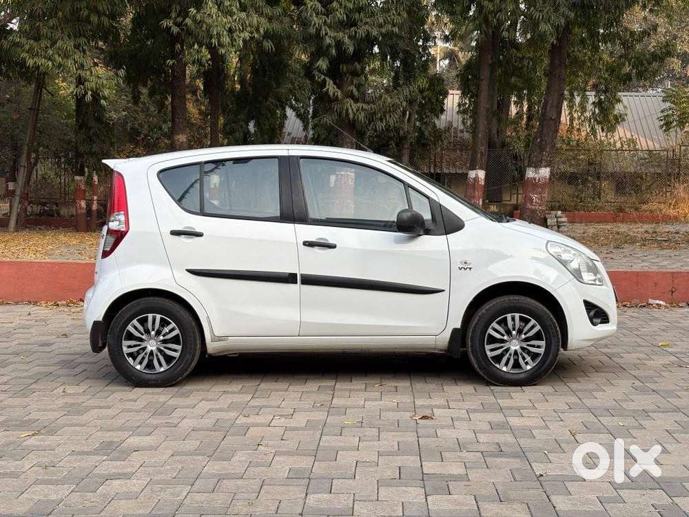 Maruti Suzuki Ritz 1.2 Vxi At, 2014, Cng & Hybrids