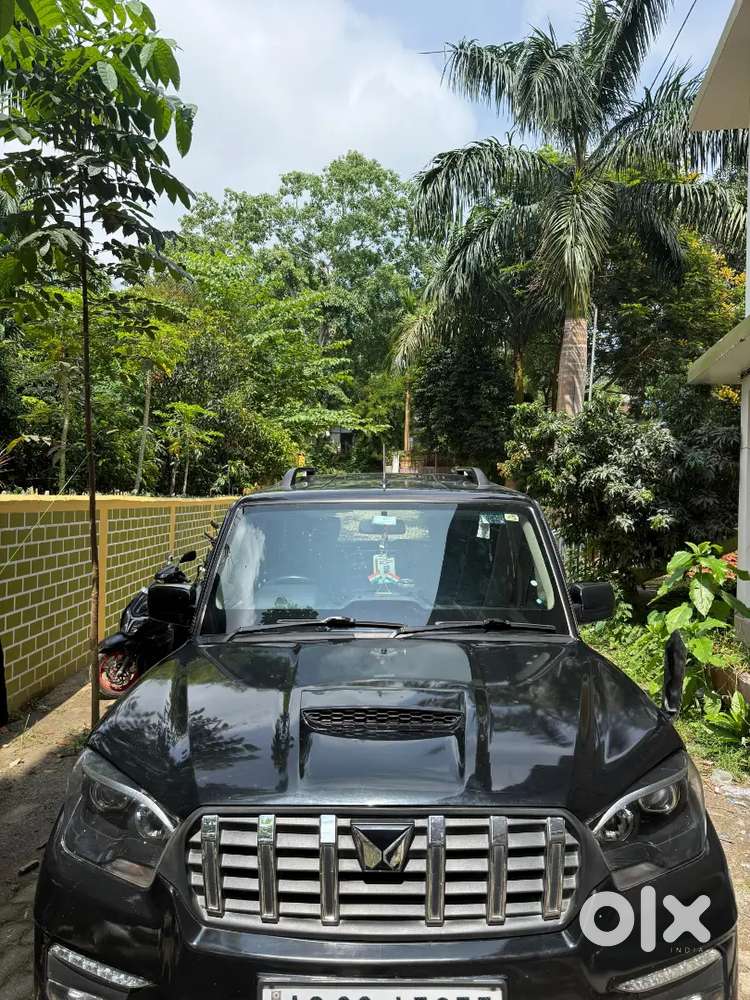 Mahindra Scorpio Classic 2023