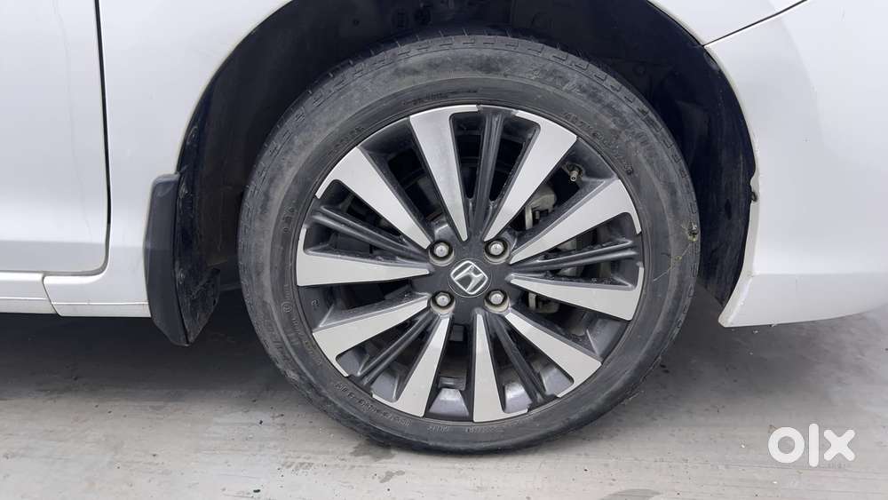 Honda City 1.5 Zx I-vtec Mt, 2023, Petrol