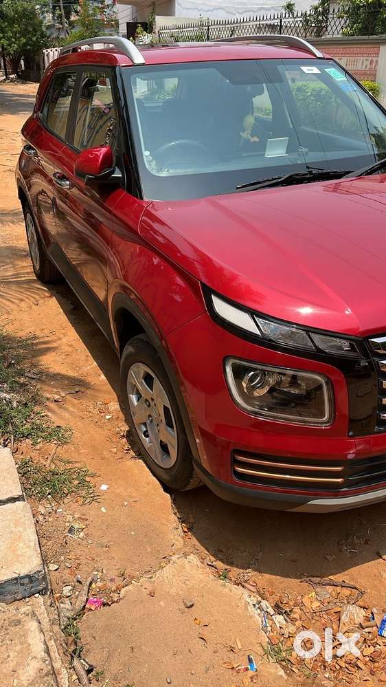 Hyundai Venue 2022 Petrol Good Condition