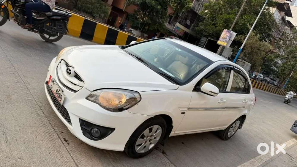 Hyundai Verna 2011 Petrol Well Maintained