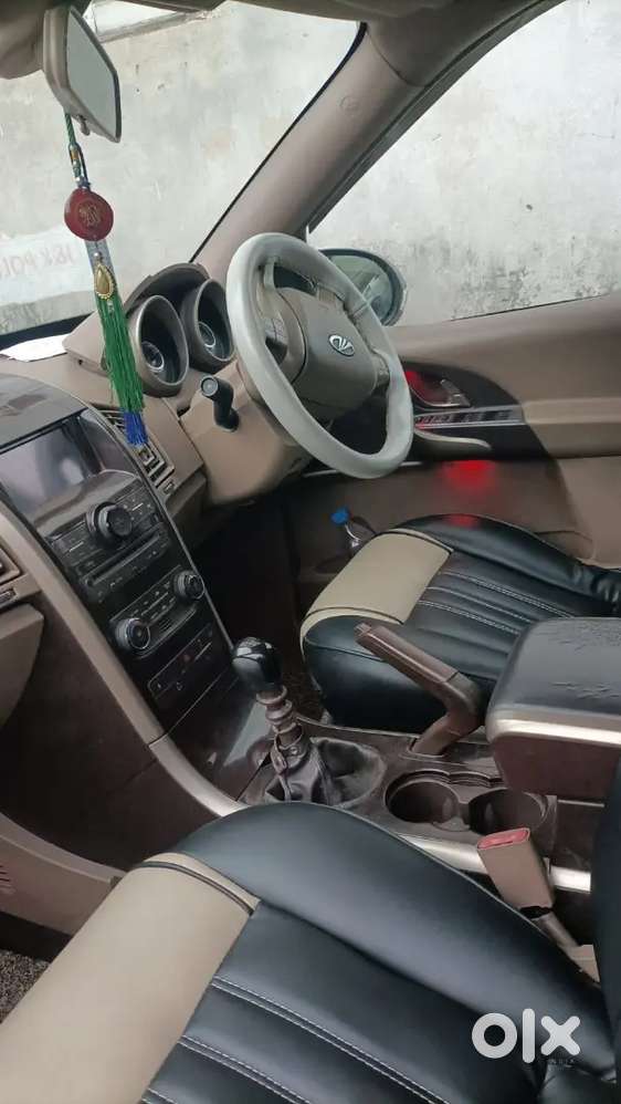 Mahindra Xuv500 2014 Diesel 132000 Km Driven