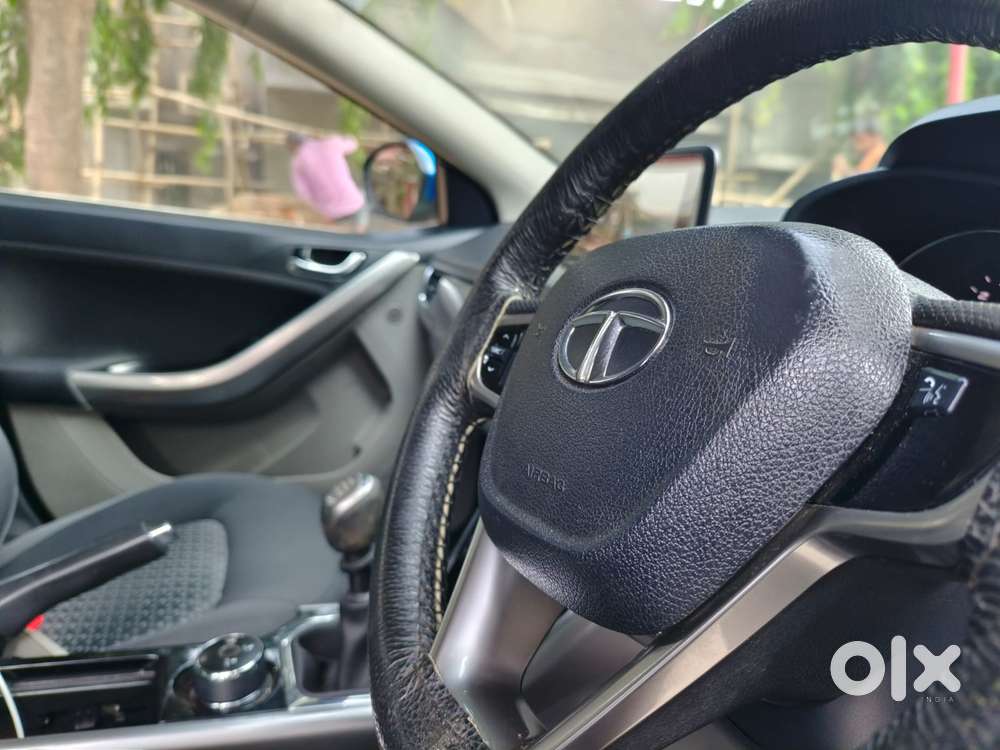 Tata Nexon 1.2 Revotron Xz Plus Premium, 2017, Petrol