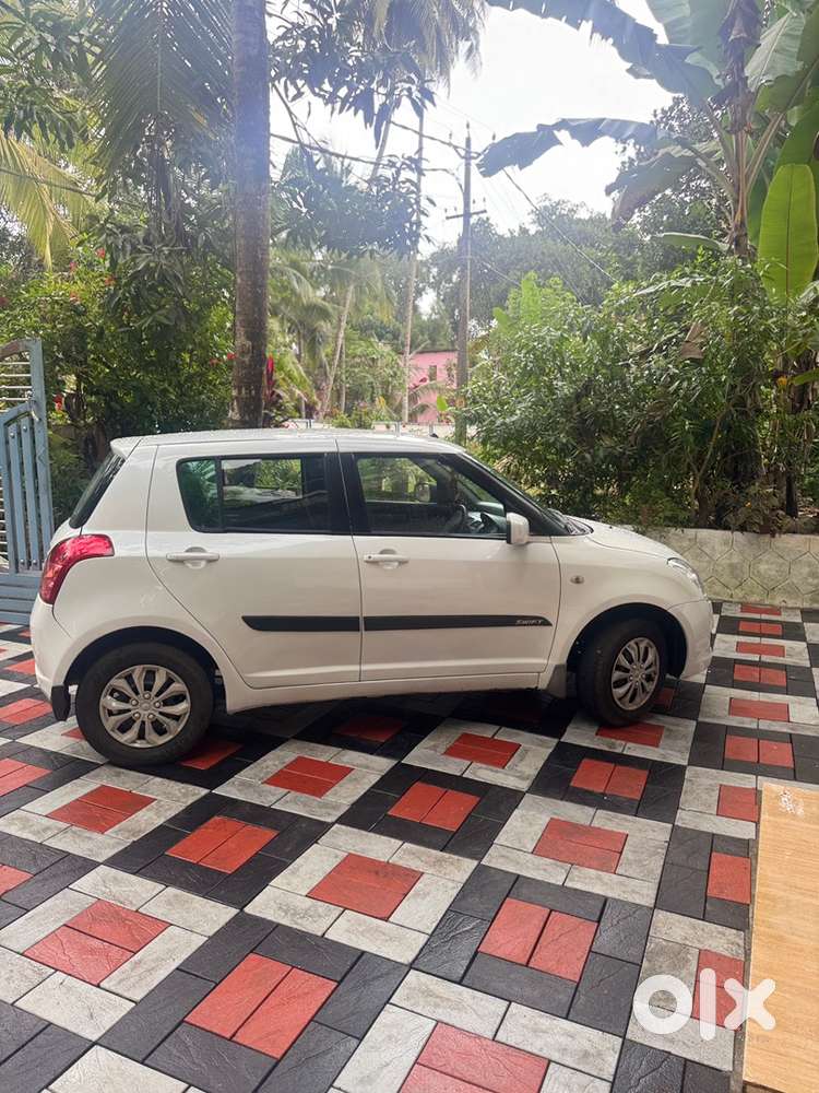Maruti Suzuki Swift Petrol 2006