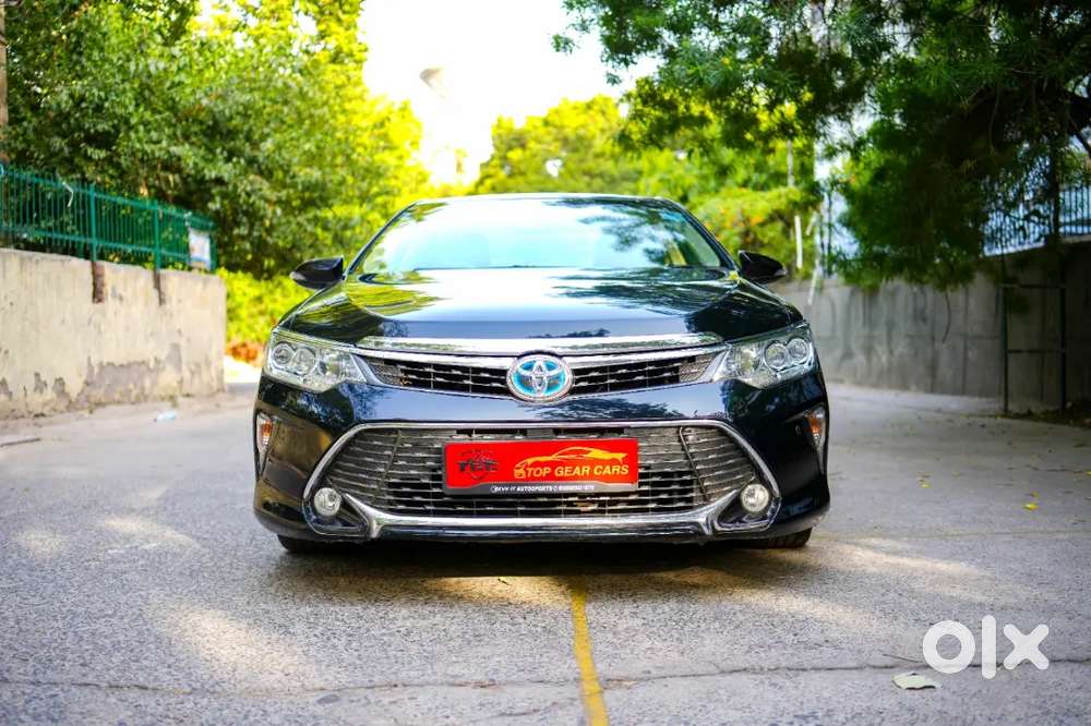 Toyota Camry 2016 Electric 74000 Km Driven