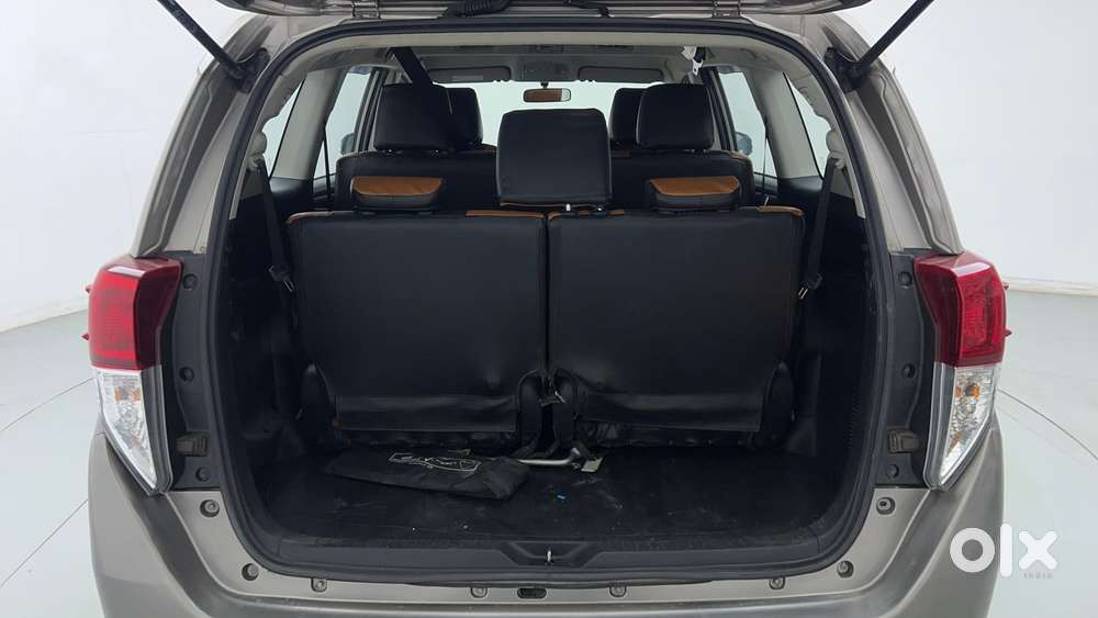 Toyota Innova Crysta 2.4 G Mt 8s, 2016, Diesel