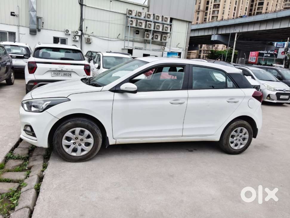 Hyundai I20 Sportz 1.4 Crdi, 2018, Petrol