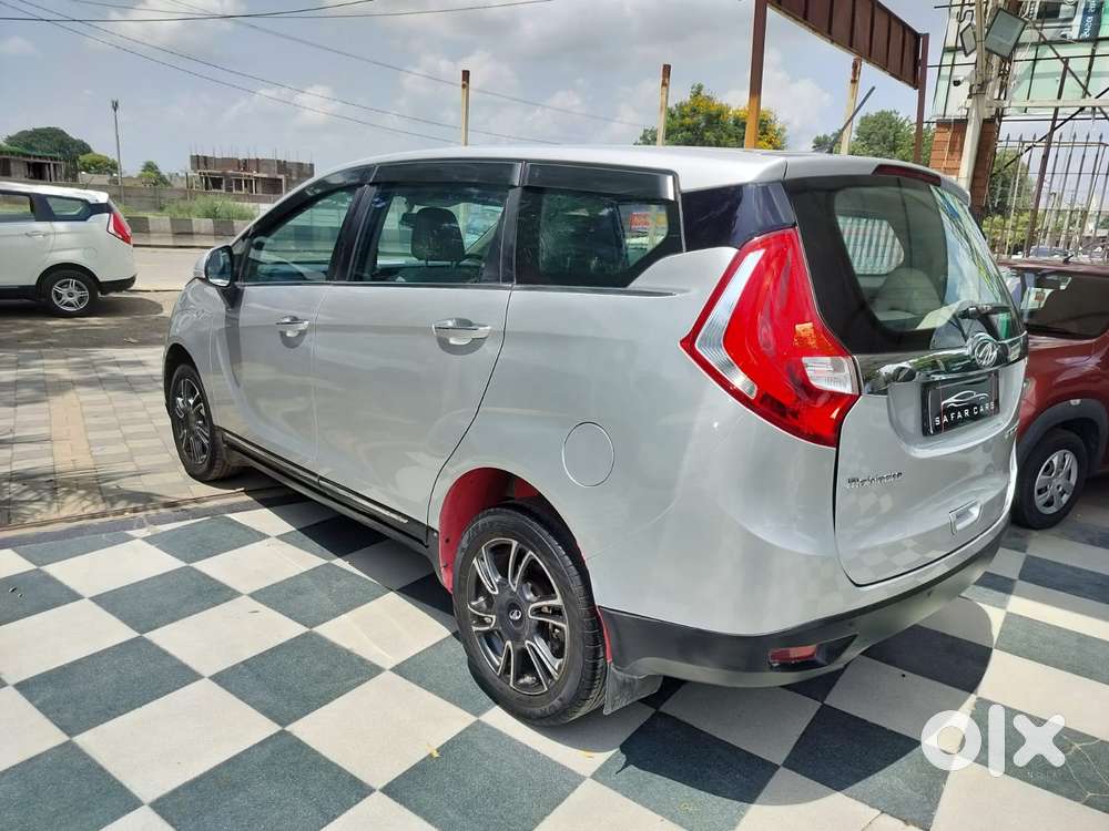 Mahindra Marazzo M8, 2019, Diesel