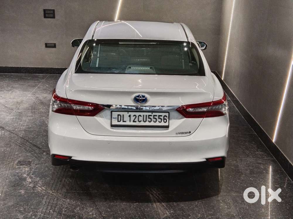 Toyota Camry Hybrid, 2021, Petrol